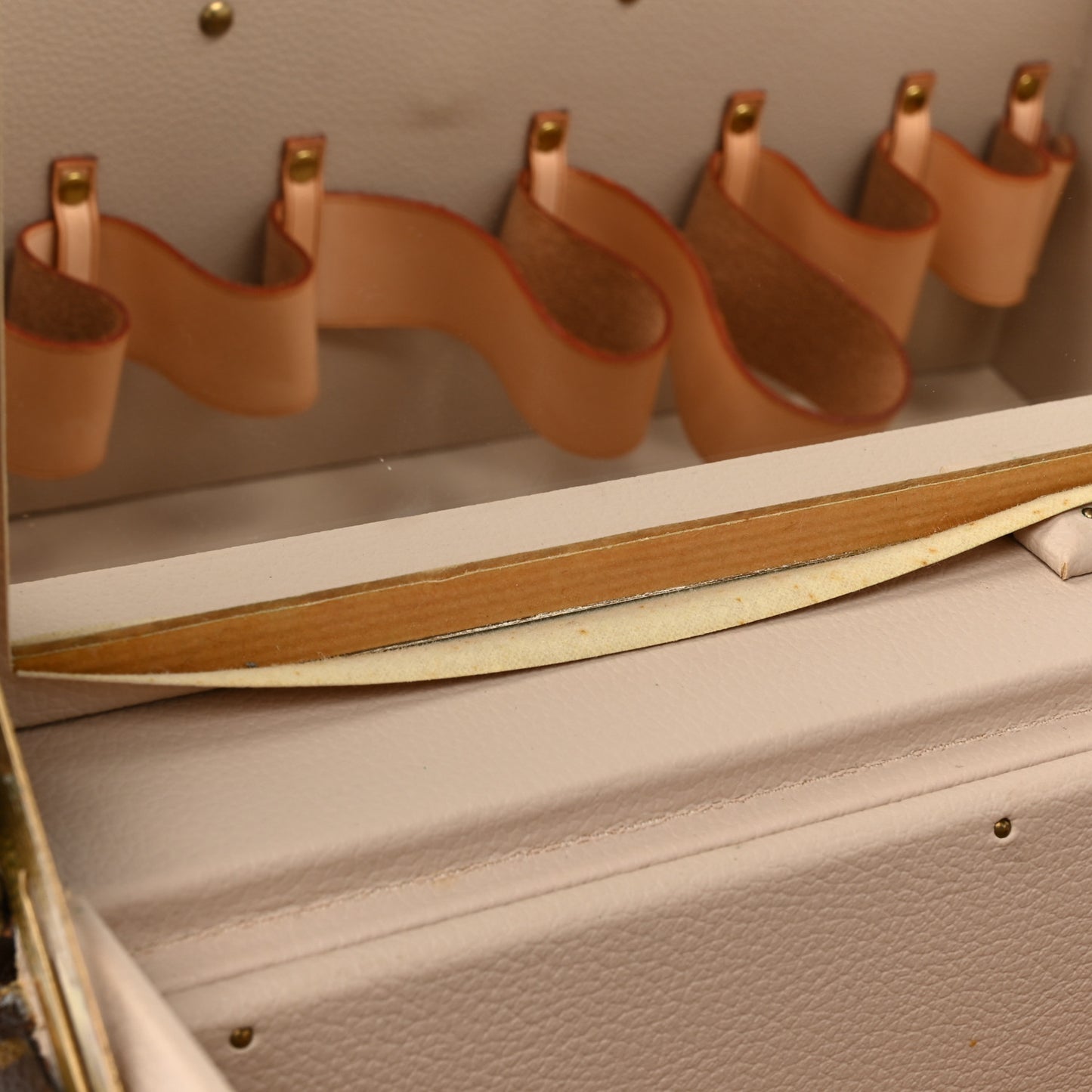 Monogram Boite Bouteilles et Glace Beauty Train Case