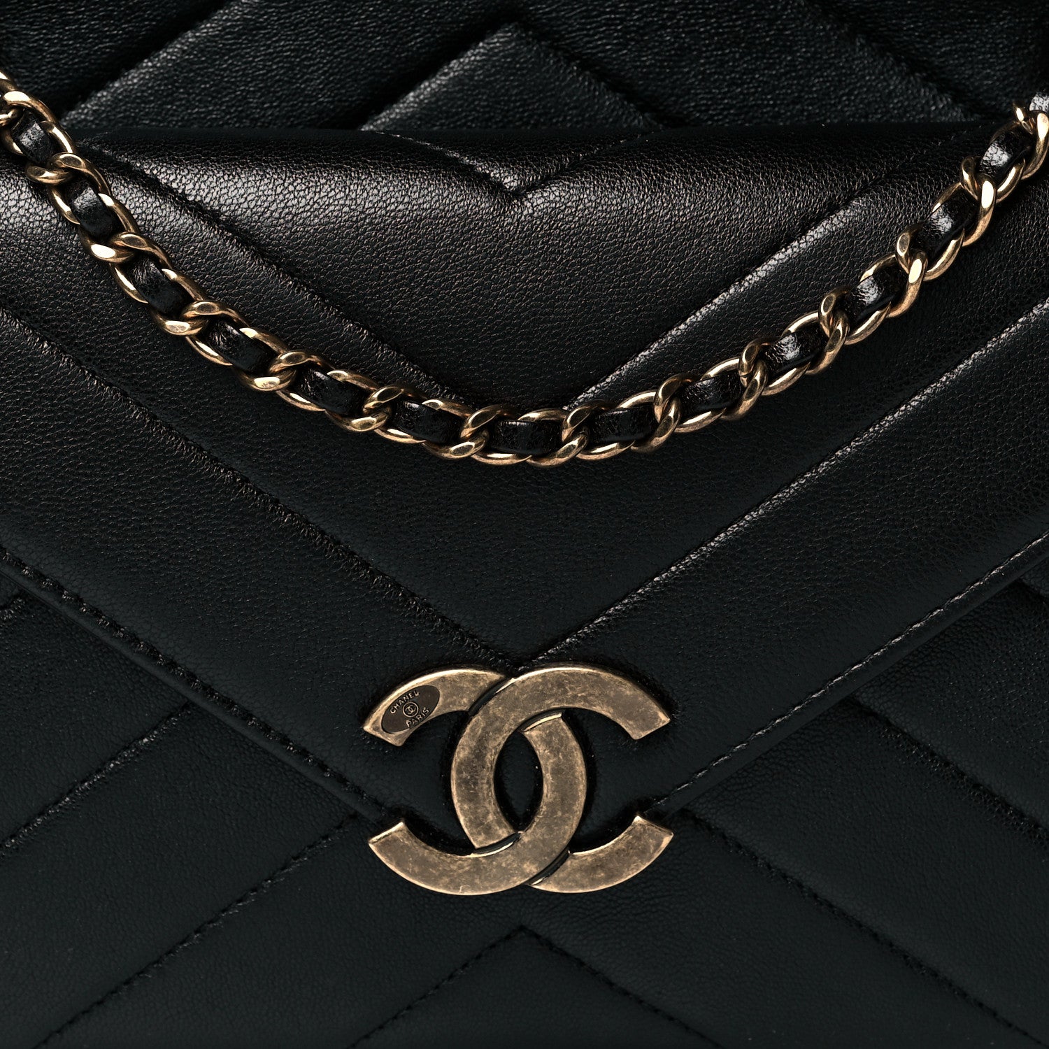 Chanel Lambskin Chevron Large Camera Case Black 8 of 10