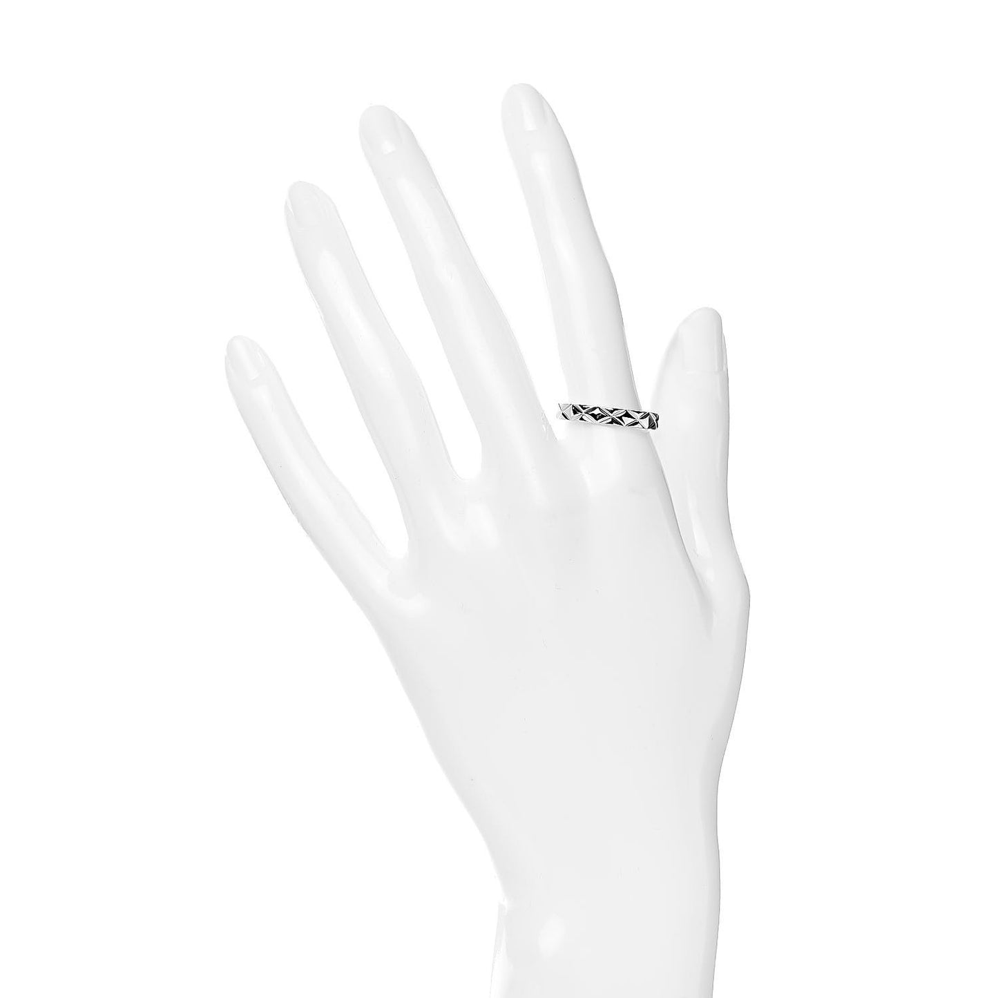 18K White Gold Small Matelasse Ring 56 7.5