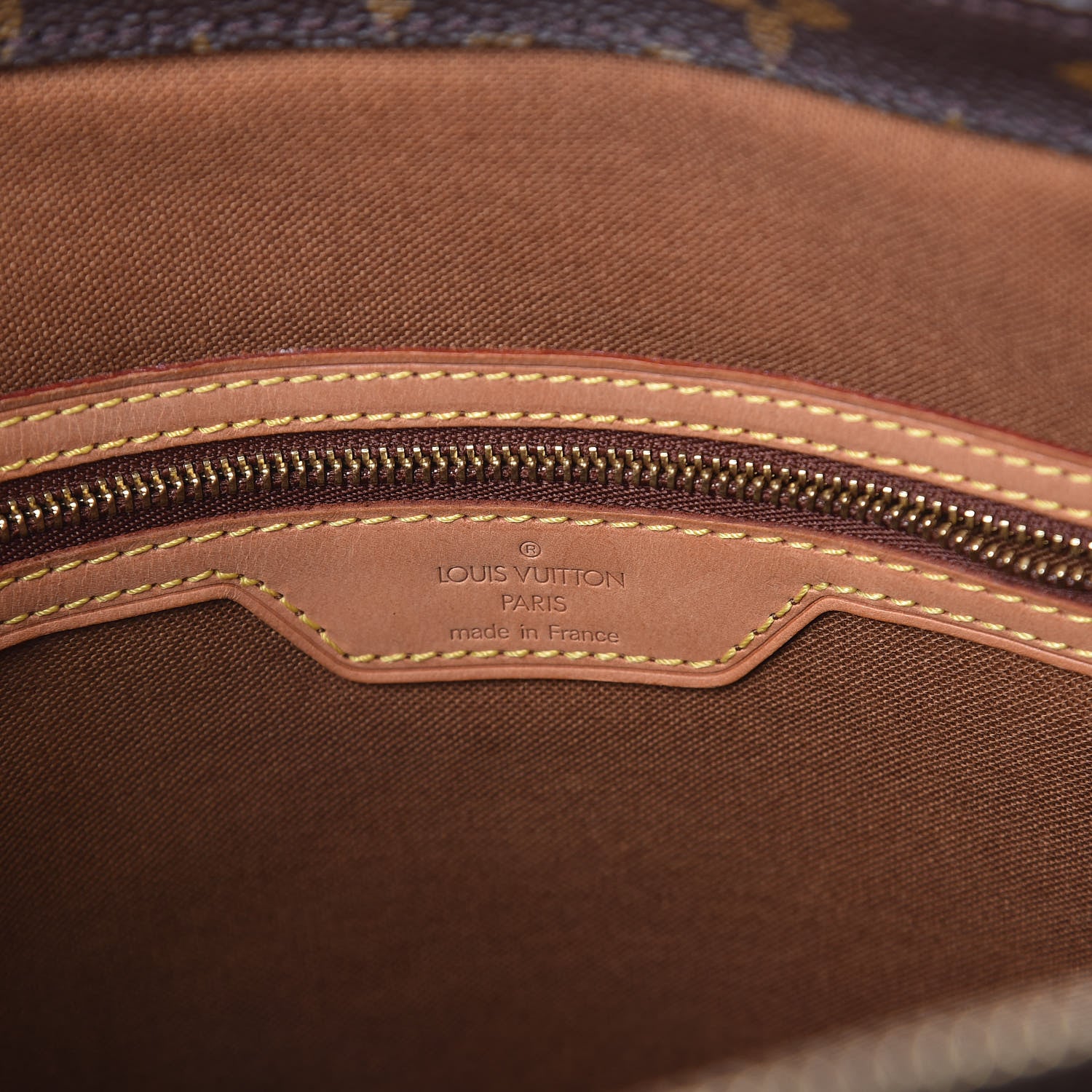 Louis Vuitton Monogram Cabas Mezzo 6 of 9
