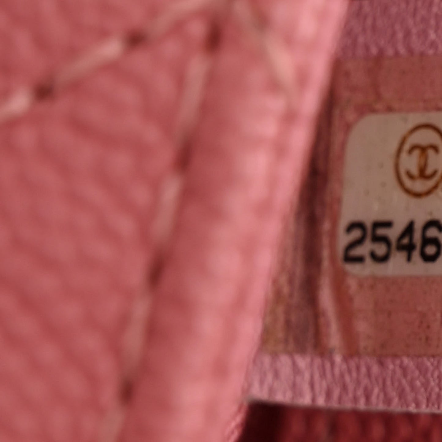 Caviar Quilted Small Urban Companion Flap Pink