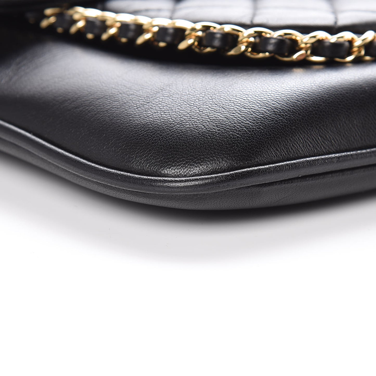 Lambskin Quilted CC Unchained Clutch Black
