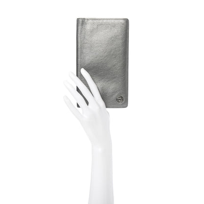 Chanel Metallic Goatskin CC Yen Wallet Silver 2 of 8