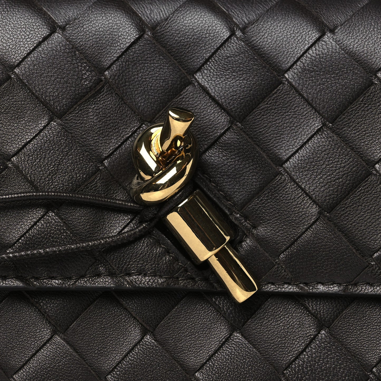 Nappa Intrecciato Long Andiamo Top Handle Clutch Fondant