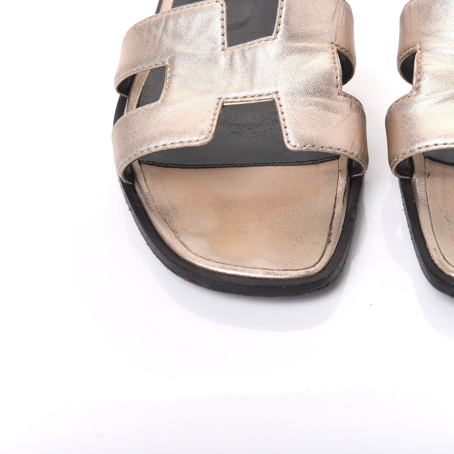 Metallic Nappa Oran Sandals 38 Or Vieilli