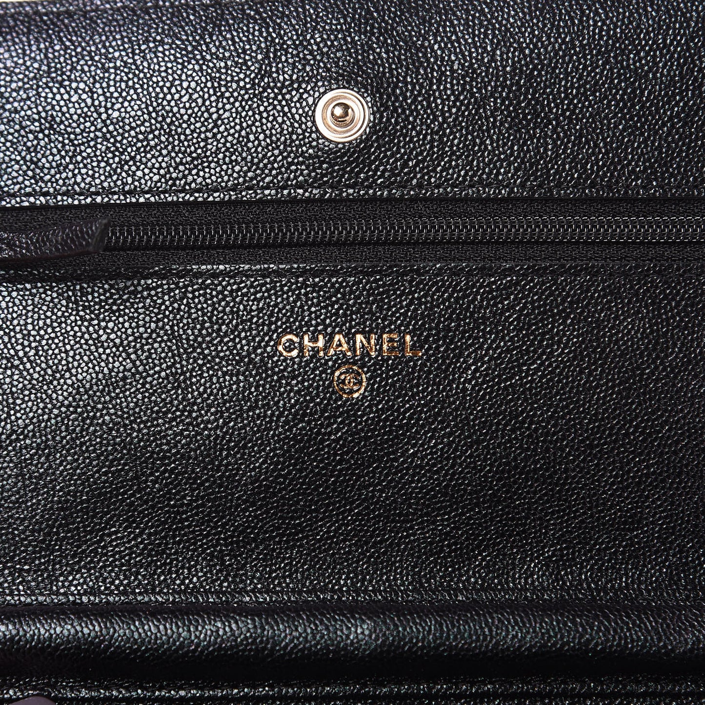 Iridescent Caviar Quilted Wallet On Chain WOC Black