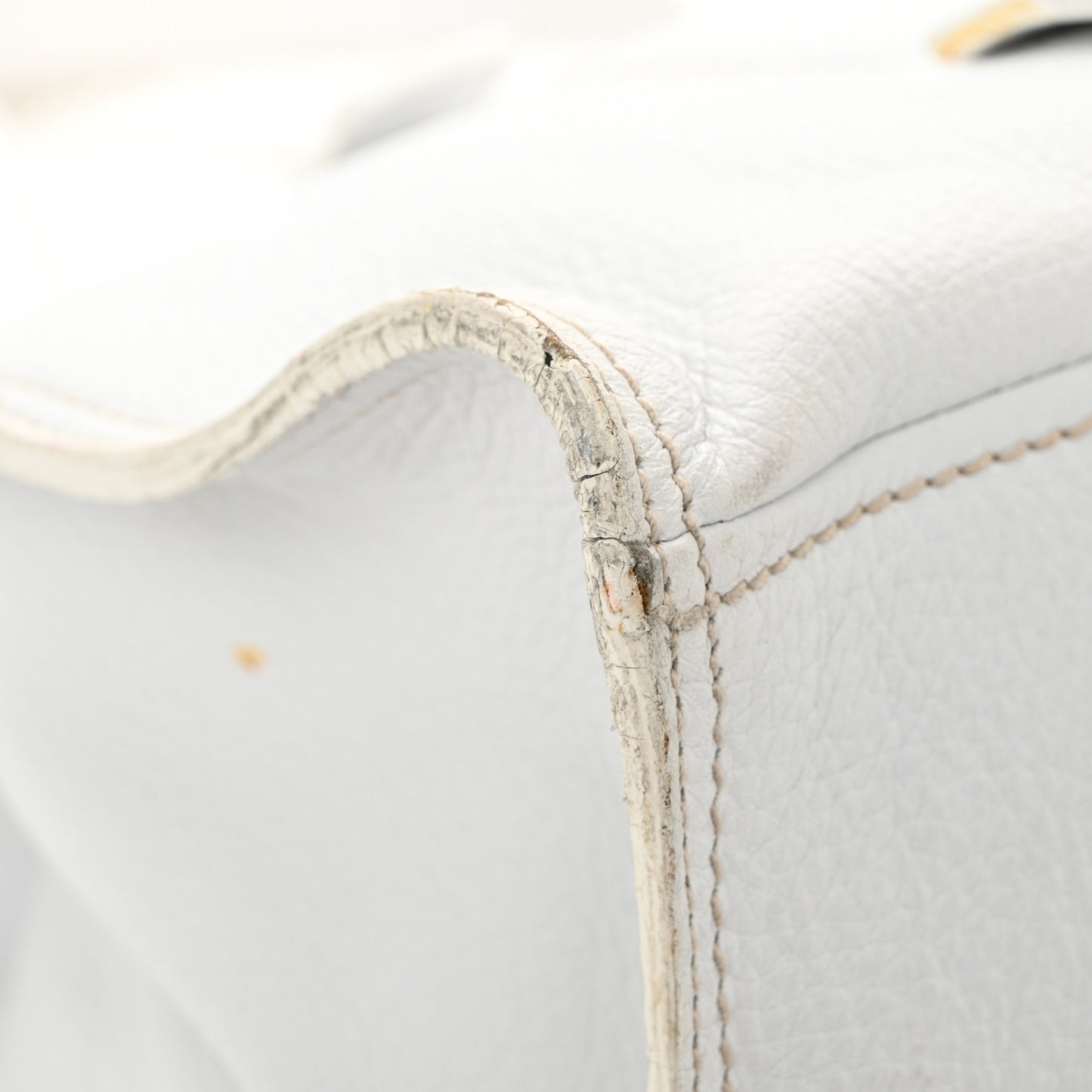 Vitello Daino Shoulder Bag White