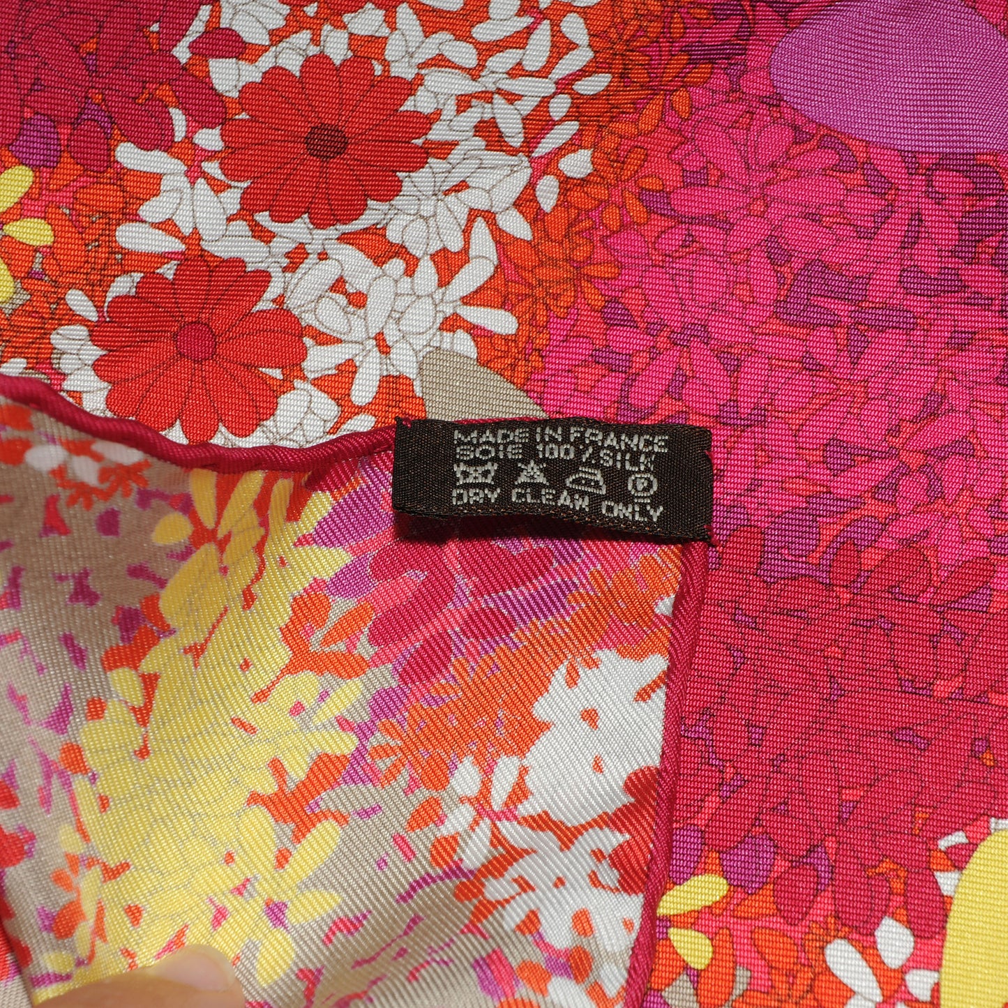 Silk Offrandes D'Un Jour Scarf 90