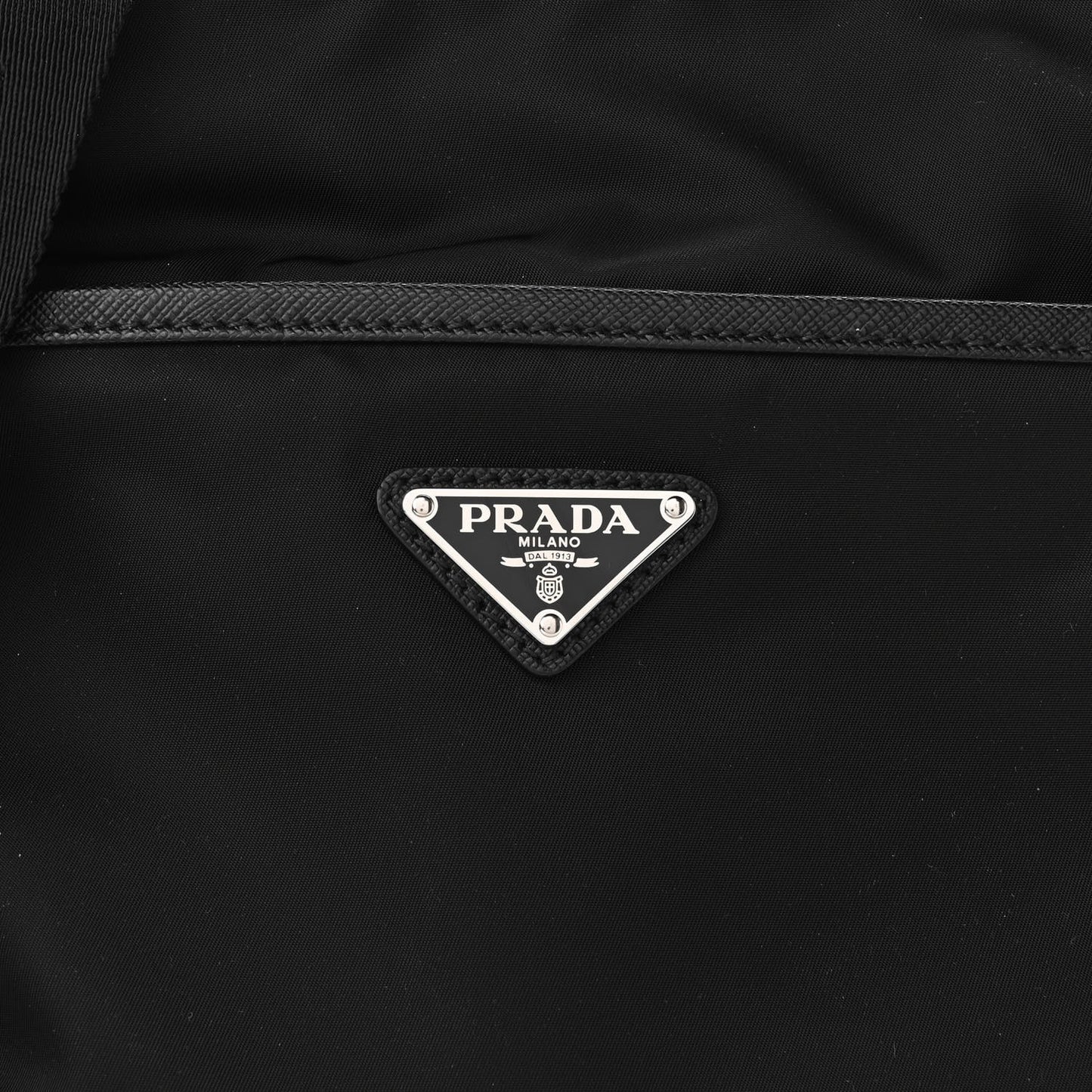 Tessuto Nylon Saffiano Flat Messenger Bag Black