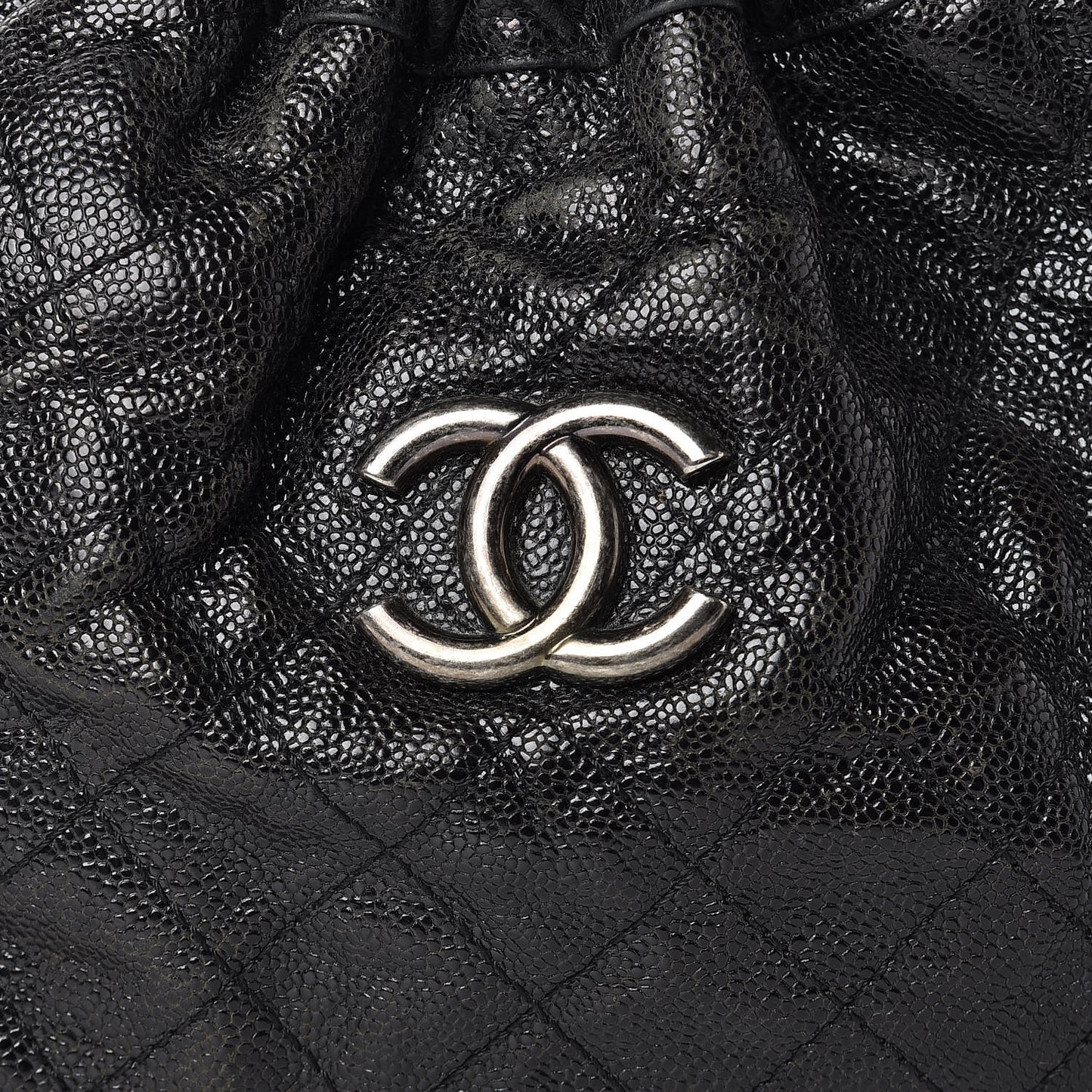 Distressed Glazed Caviar Quilted Medium Elastic Tote Black