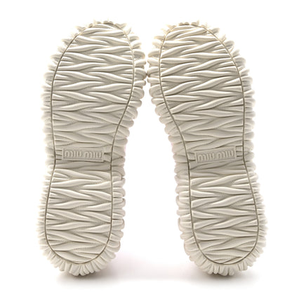Miu Miu Gabardine Low Top Matelasse Sneakers 35 Alabastro 6 of 8