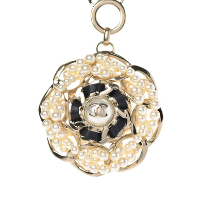 Chanel Lambskin Pearl CC Camellia Chain Necklace Gold 4 of 7