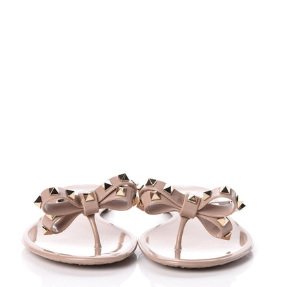 Valentino Garavani PVC Jelly Rockstud Bow Thong Sandals 41 Poudre 2 of 10