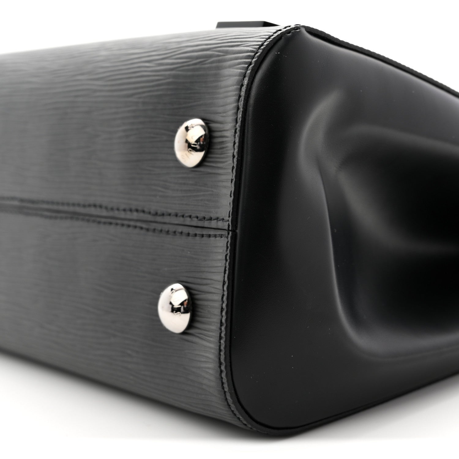 Louis Vuitton Epi Cluny MM Black 8 of 9