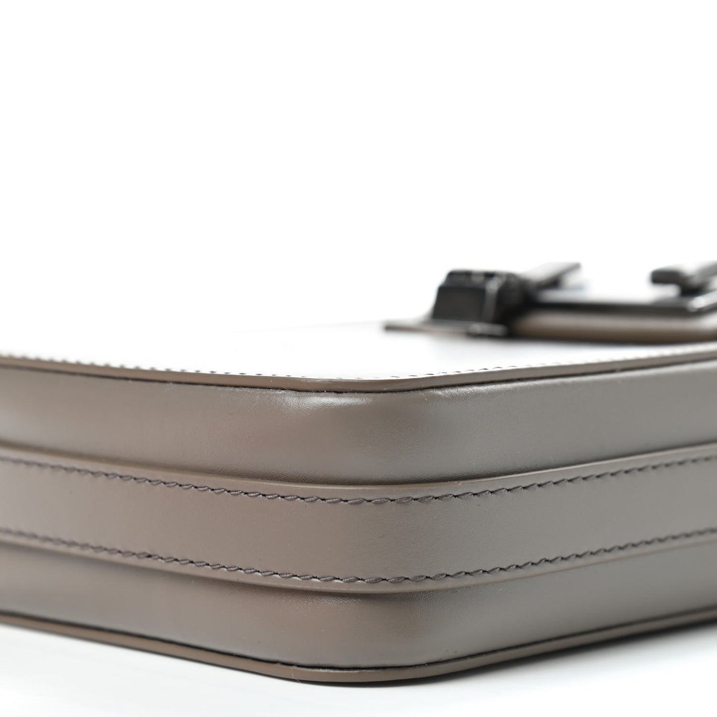 Smooth Calfskin Vertical Pouch Beige