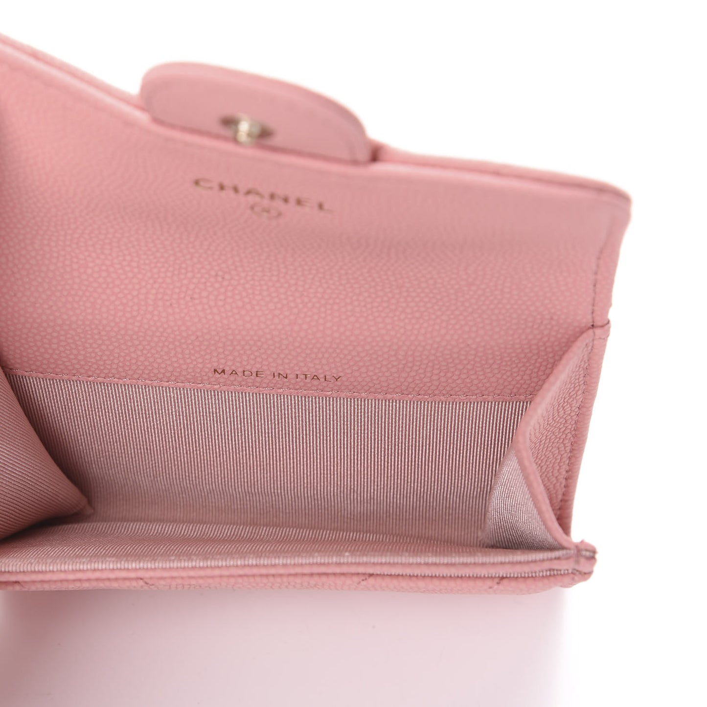 Matte Caviar Chevron Quilted Flap Card Holder Pink