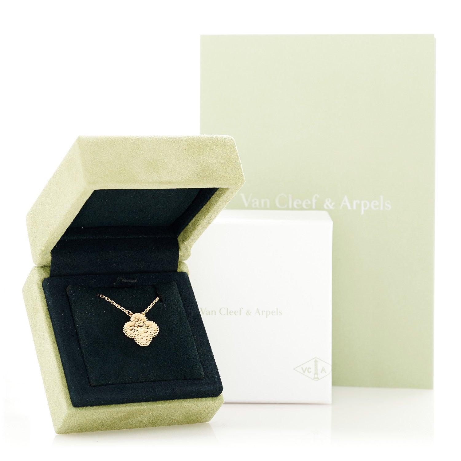 Van Cleef & Arpels 18K Yellow Gold Vintage Alhambra Pendant Necklace 6 of 6