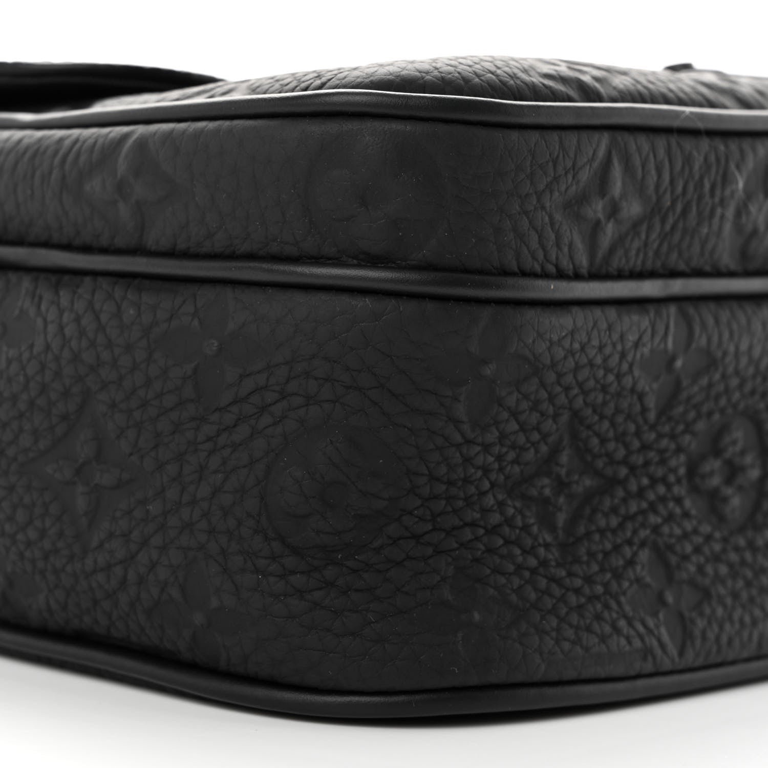 Louis Vuitton Taurillon Monogram S Lock Messenger Black 9 of 10