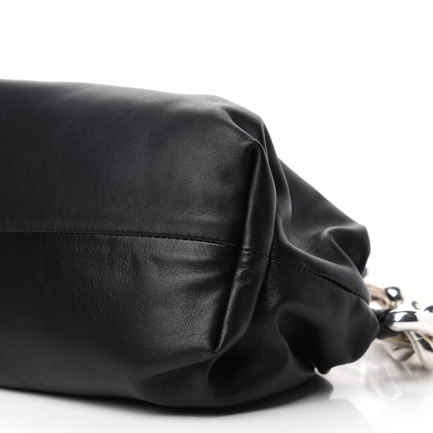 Calfskin The Pouch Chain Black