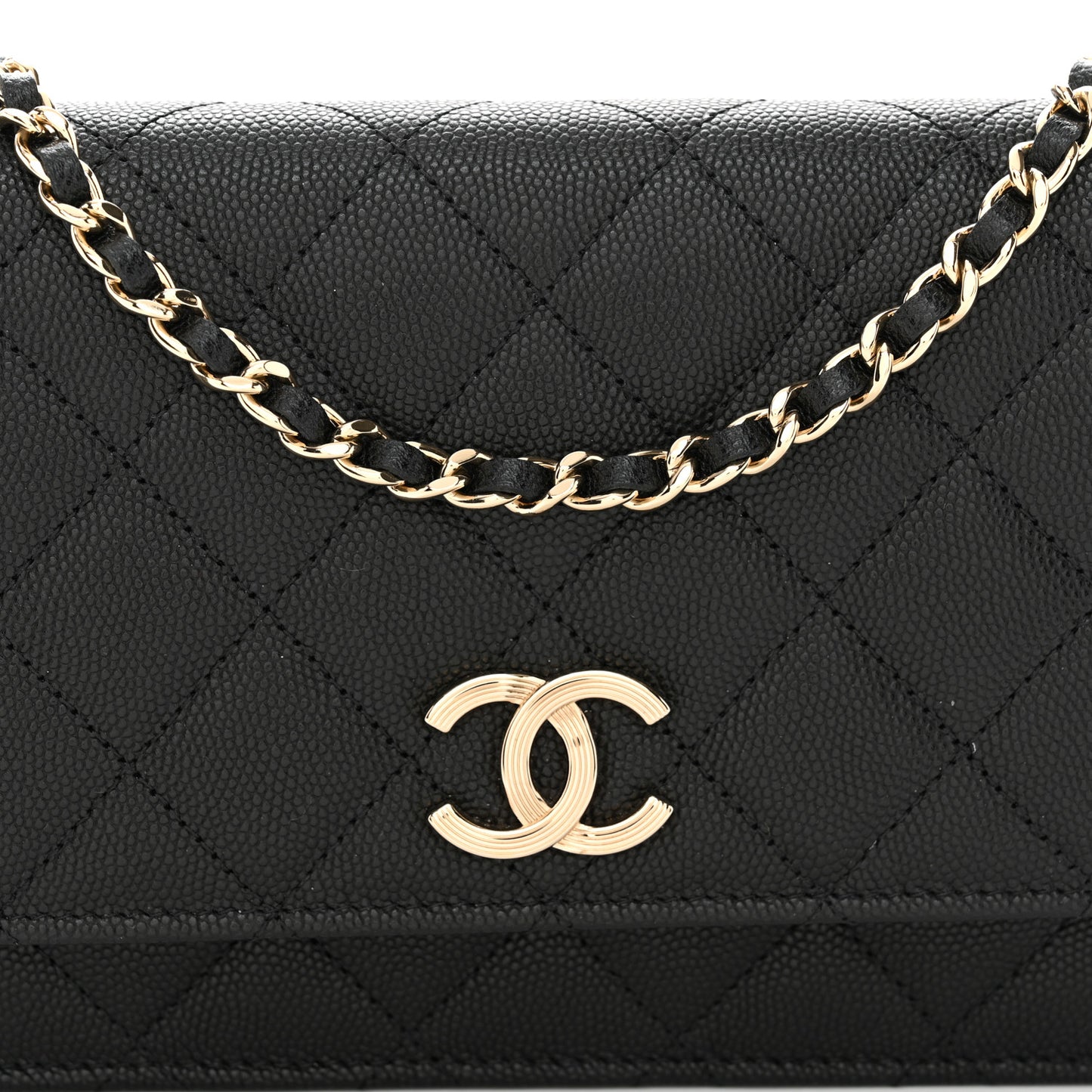 Caviar Quilted Striated CC Wallet On Chain WOC Black