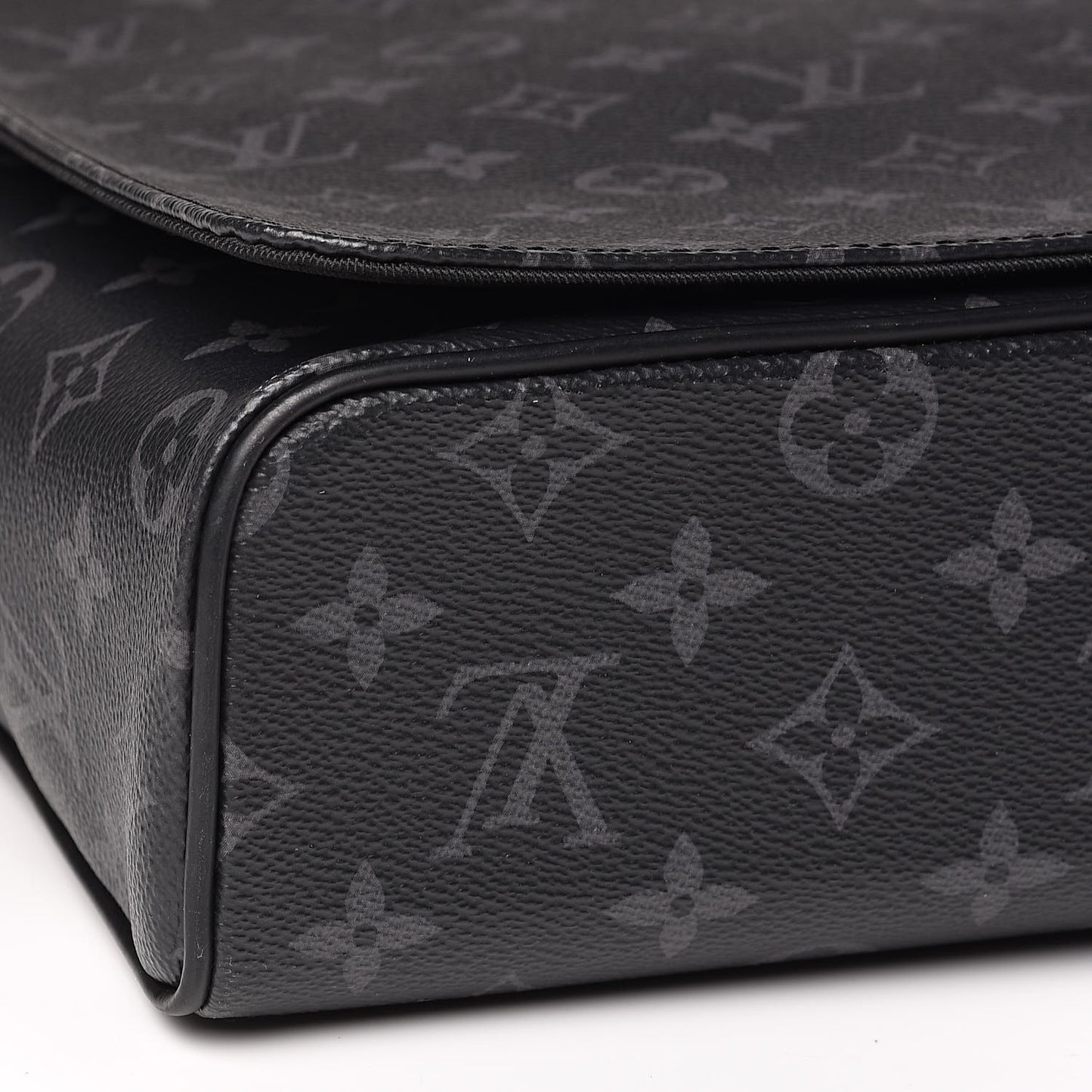 Monogram Eclipse District MM