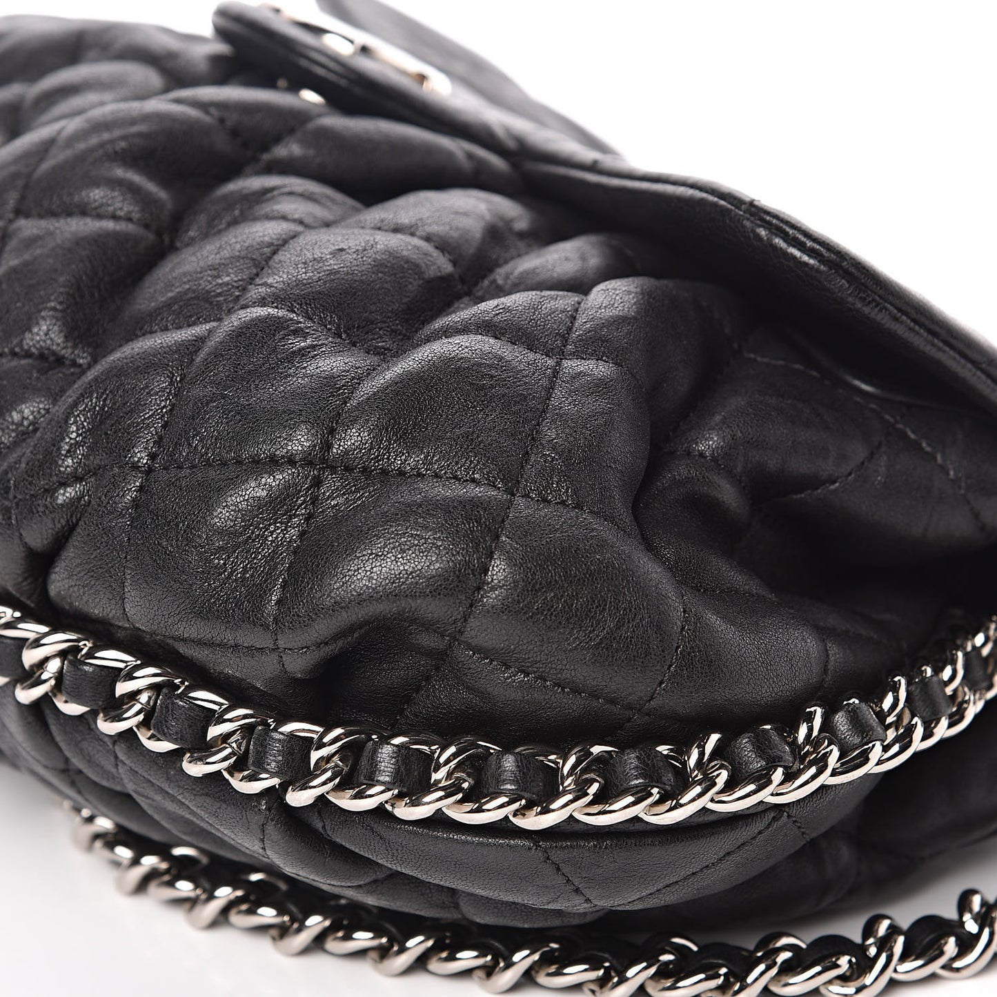 Washed Lambskin Quilted Medium Chain Around Messenger Black