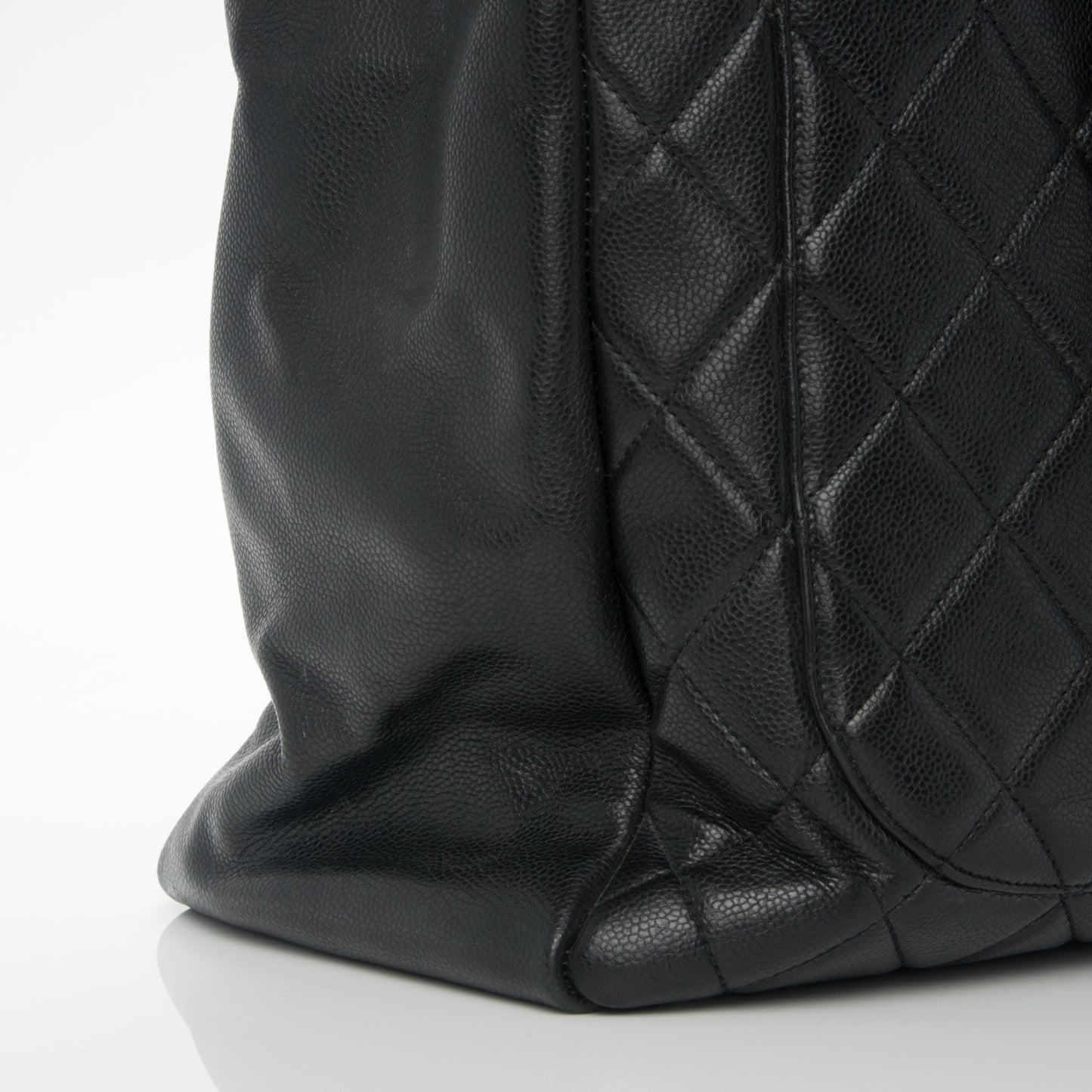 Caviar Quilted XL Grand Shopping Tote GST Dark Grey