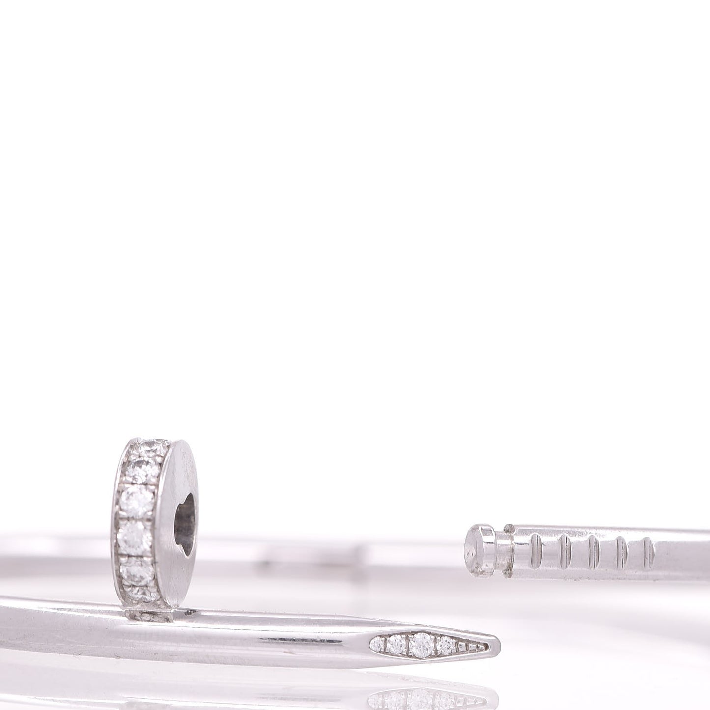 18K White Gold Diamond Juste Un Clou Bracelet 16