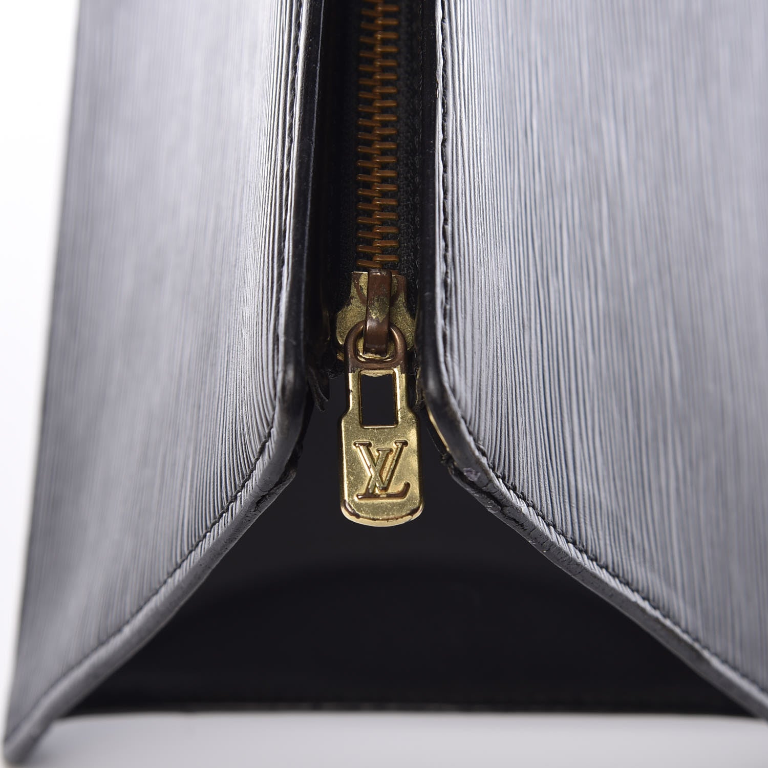 Louis Vuitton Epi Sac Triangle Black 21 of 32