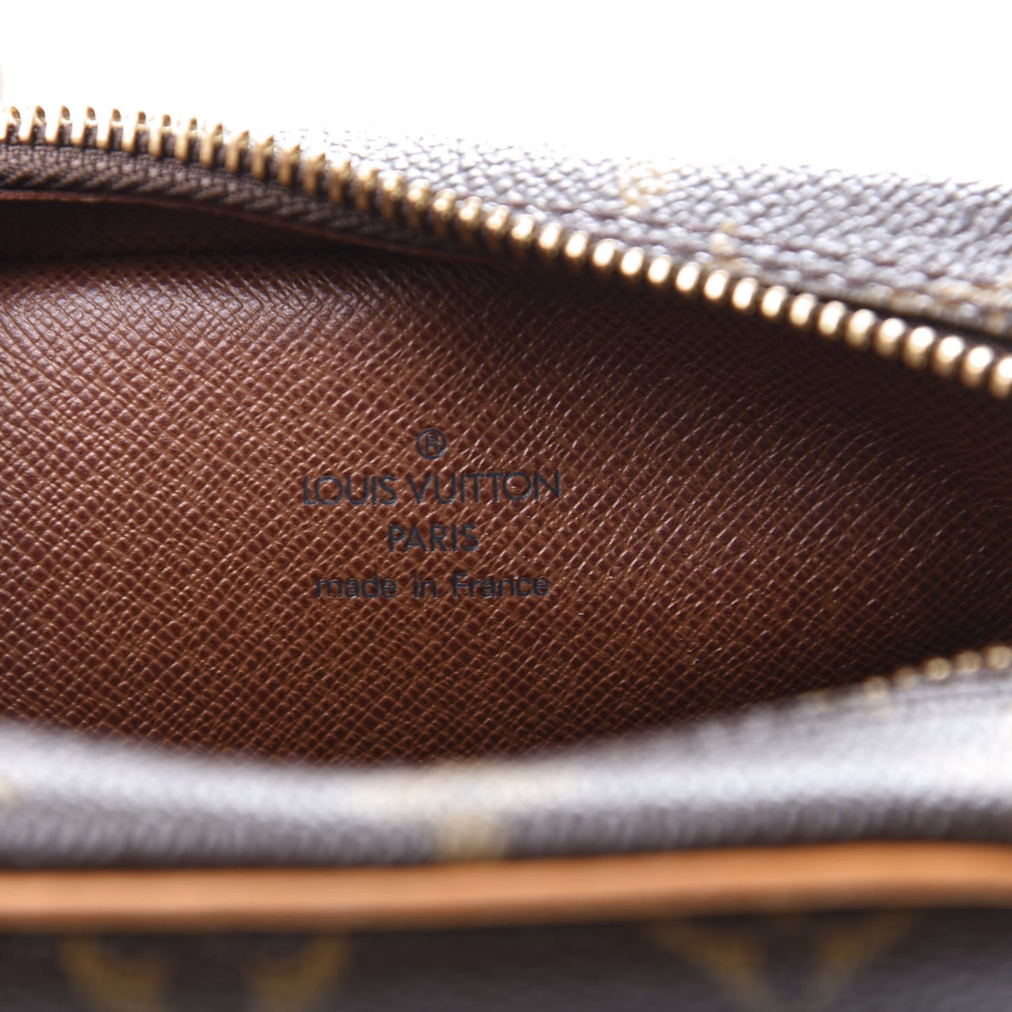 Monogram Amazone