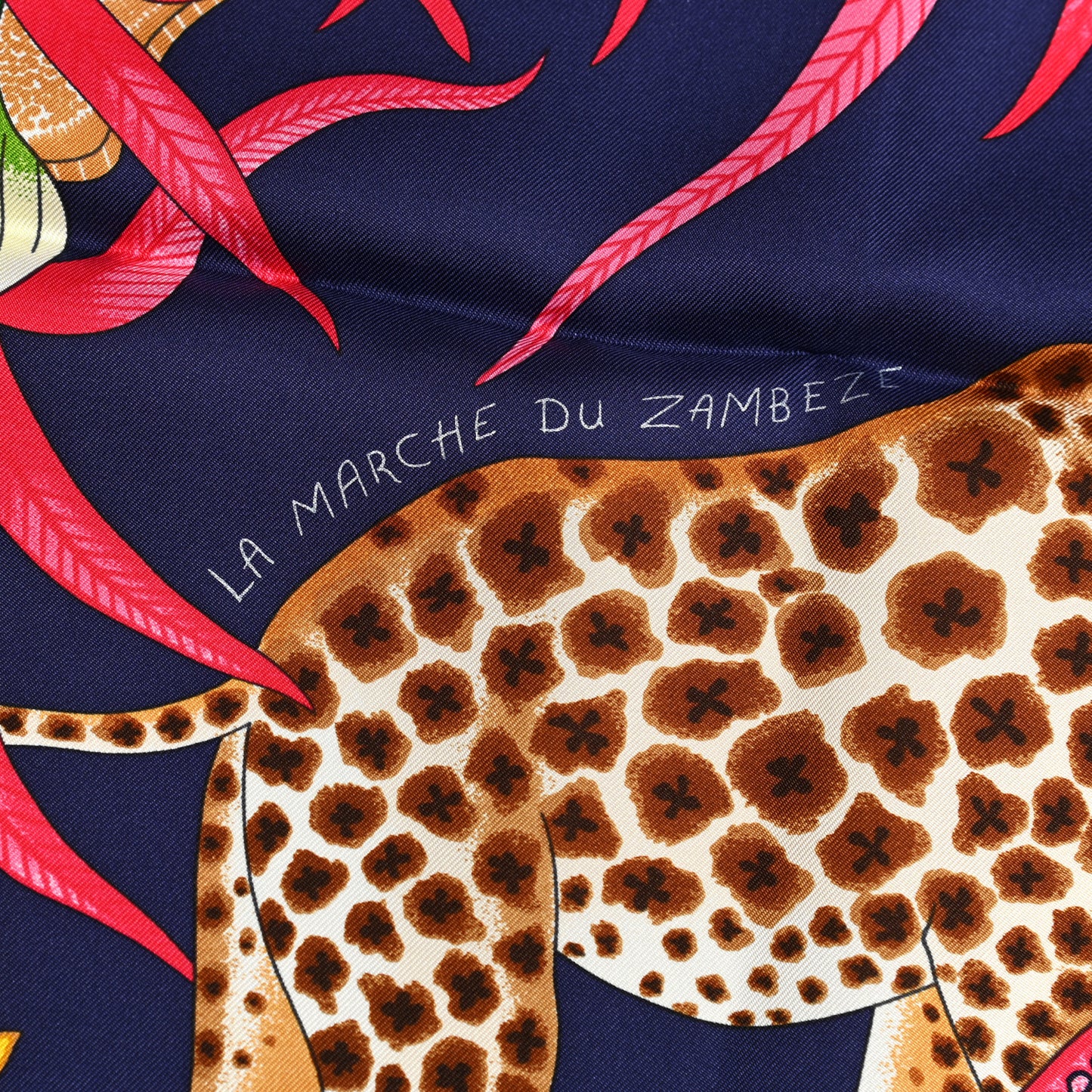 Silk La Marche Du Zambeze Scarf 90 Indigo Rose Vif Multicolor