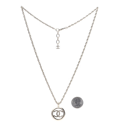 Chanel Pearl CC Round Pendant Necklace Gold 2 of 6