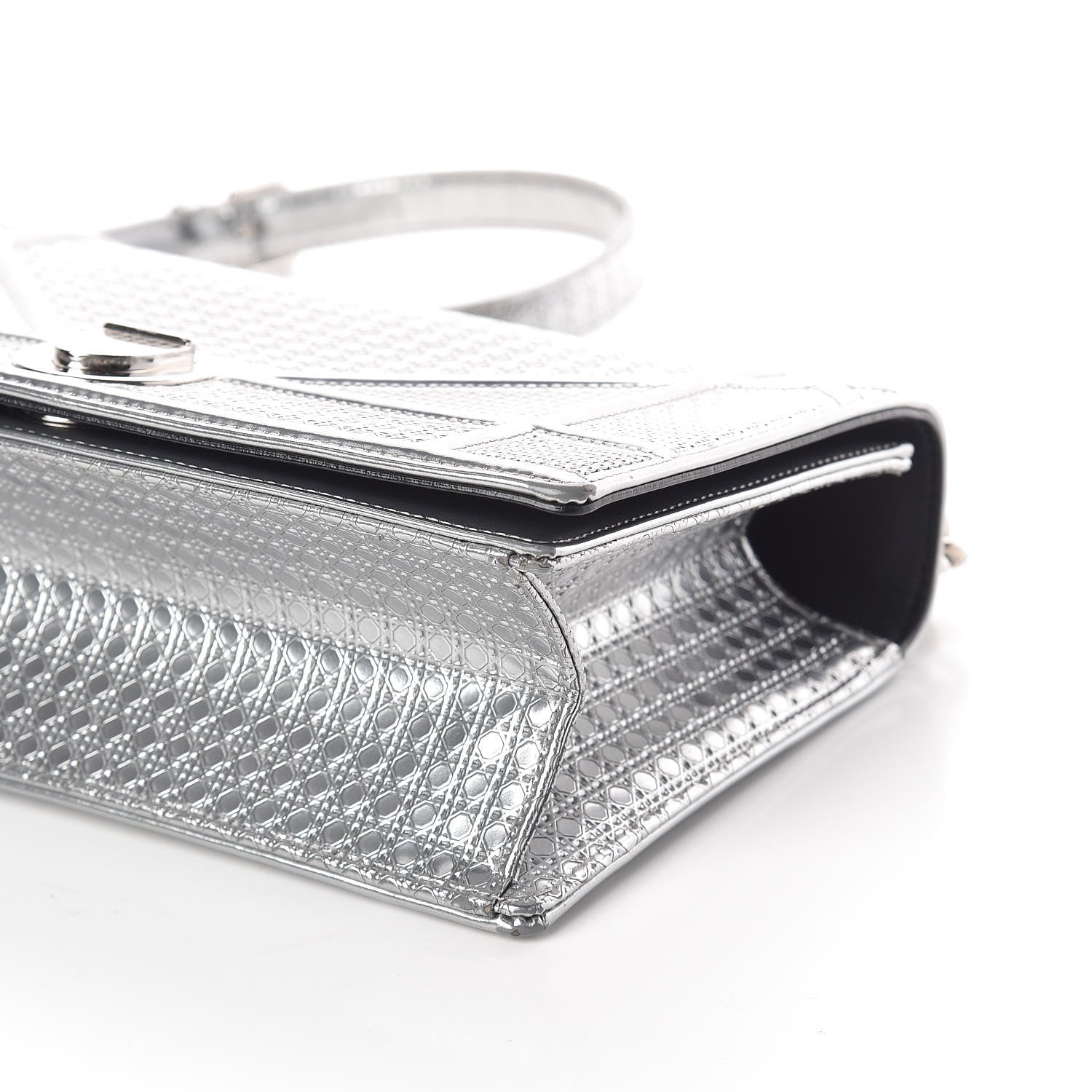 Christian Dior Metallic Patent Micro-Cannage Medium Diorama Flap Bag Silver 9 of 10