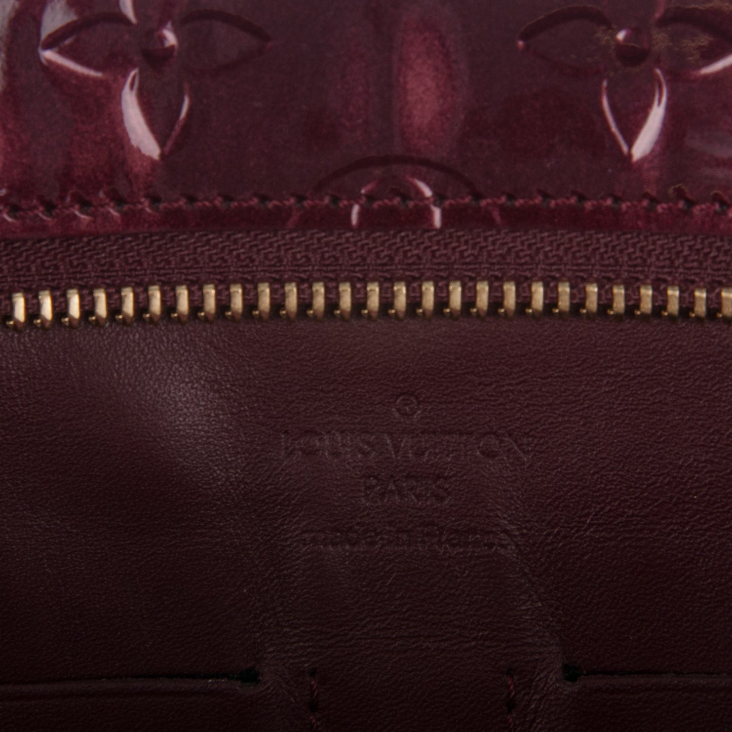 Vernis Pershing Square Clutch GM Rouge Fauviste