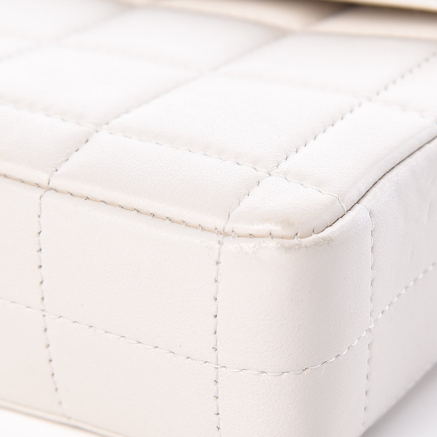 Chanel Lambskin East West Chocolate Bar Flap White 11 of 12