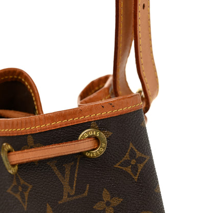 Louis Vuitton Monogram Petit Noe 22 of 25