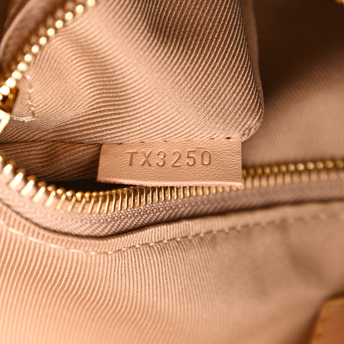 Monogram Graceful MM