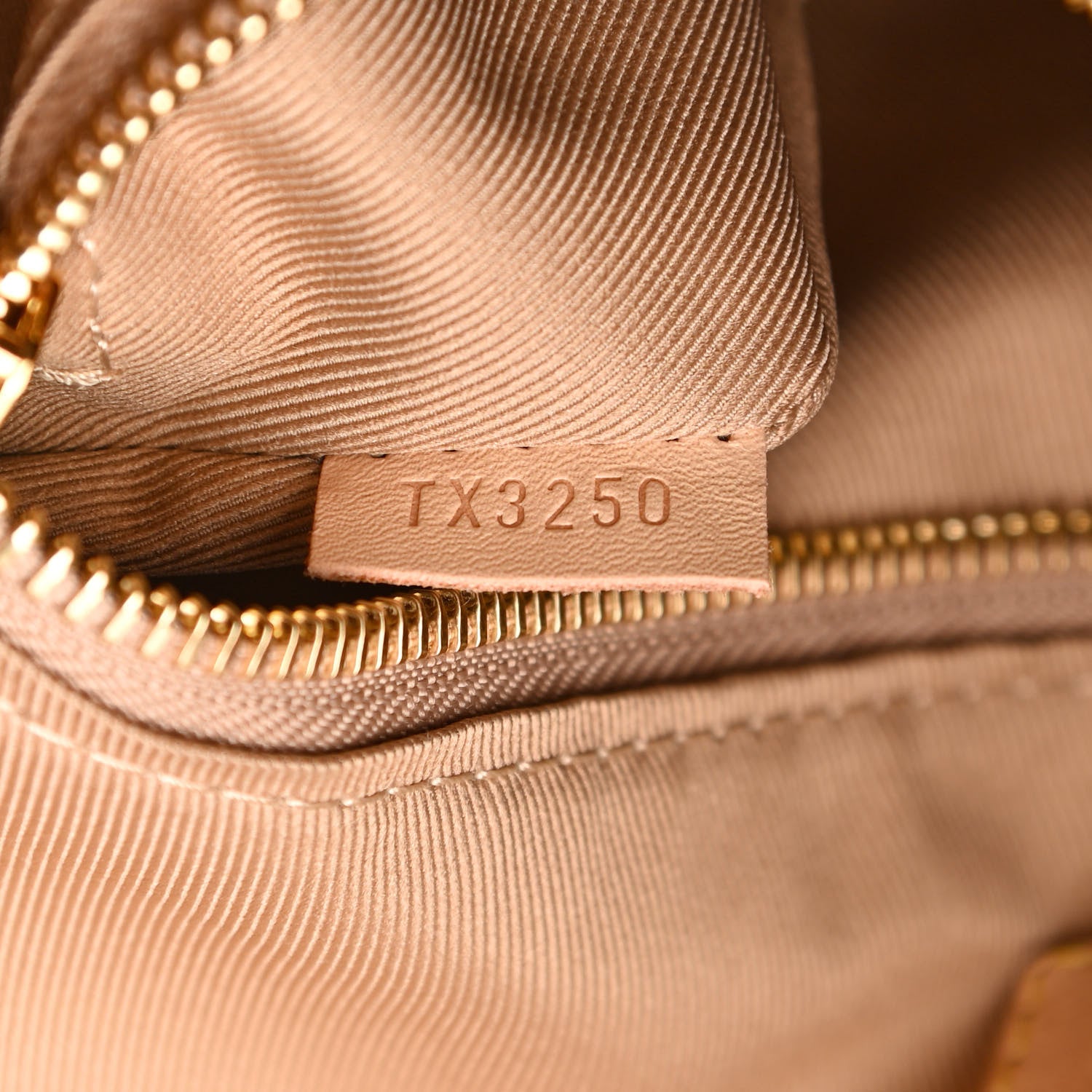 Louis Vuitton Monogram Graceful MM 7 of 9