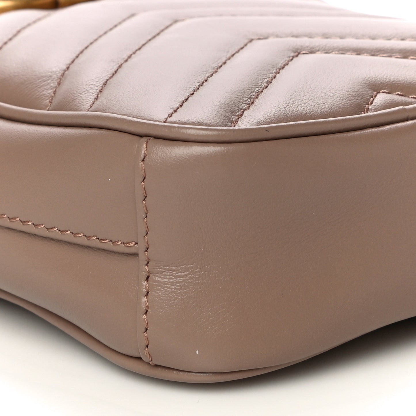 Calfskin Matelasse Mini GG Marmont Crossbody Bag Porcelain Rose
