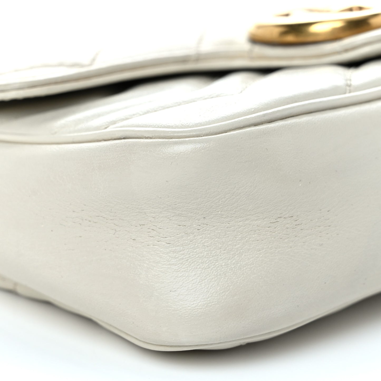 Calfskin Matelasse Super Mini GG Marmont Shoulder Bag White