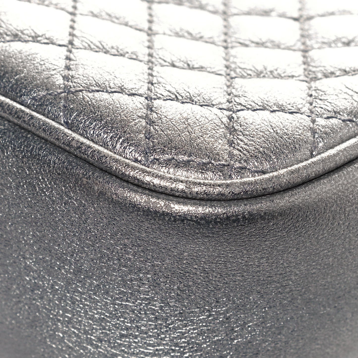 Laminated Nappa Web Trapuntata Small GG Shoulder Bag Argento
