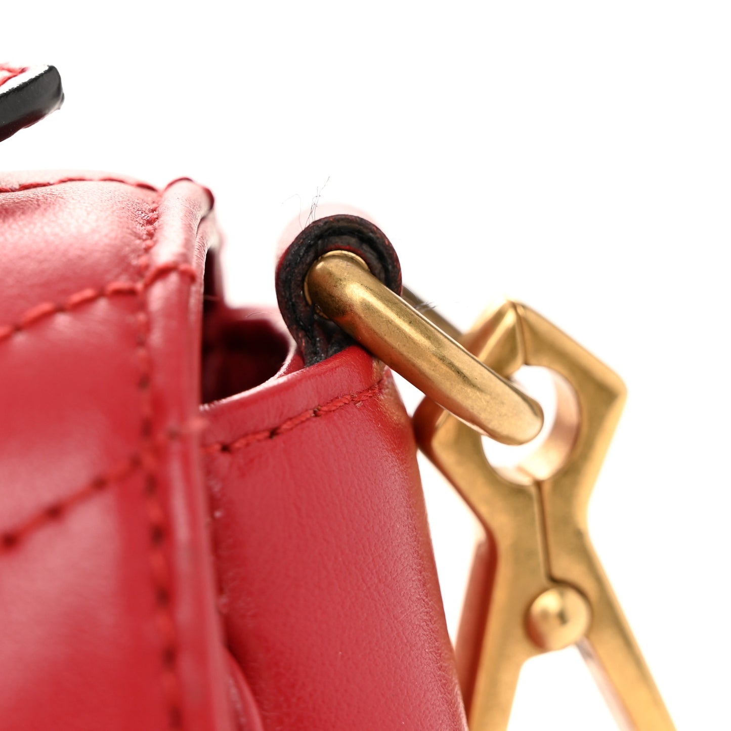 Calfskin Matelasse Small GG Marmont Top Handle Shoulder Bag Hibiscus Red