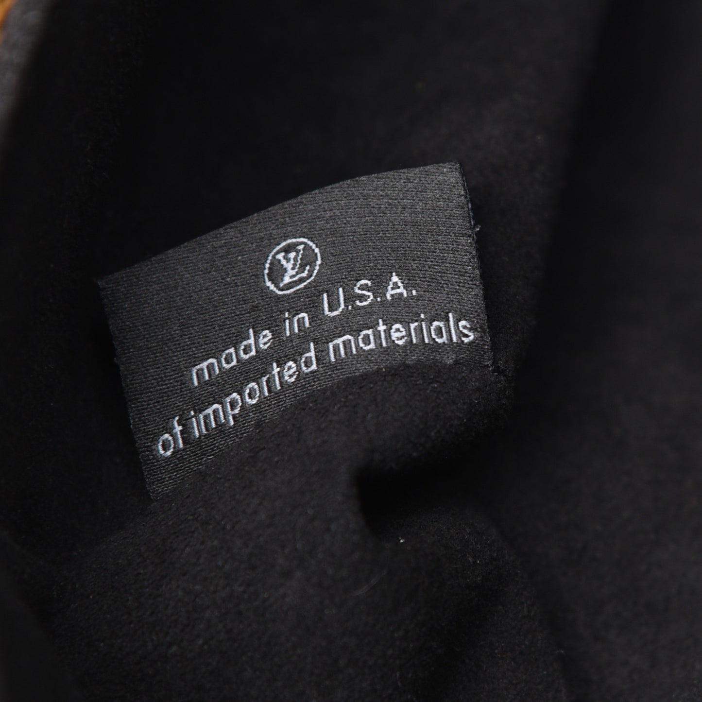 Reverse Monogram Pochette Metis