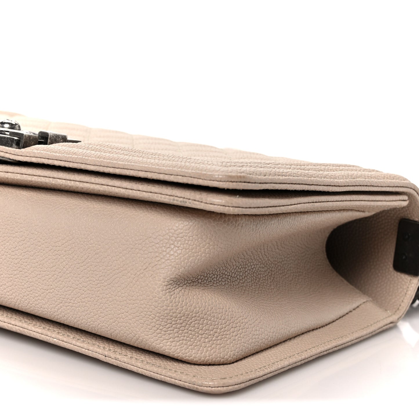 Caviar Quilted Medium Boy Flap Beige