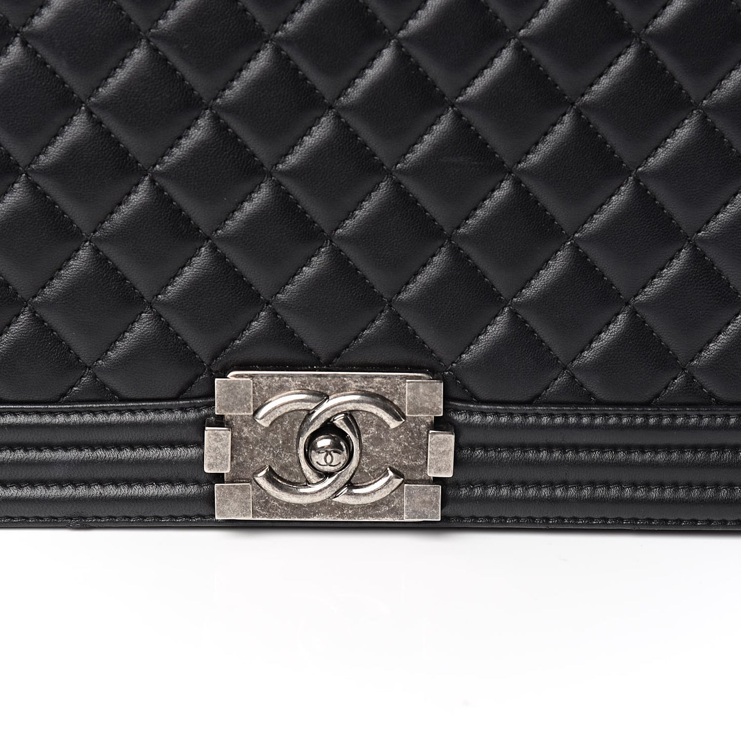 Lambskin Quilted New Medium Boy Flap Black