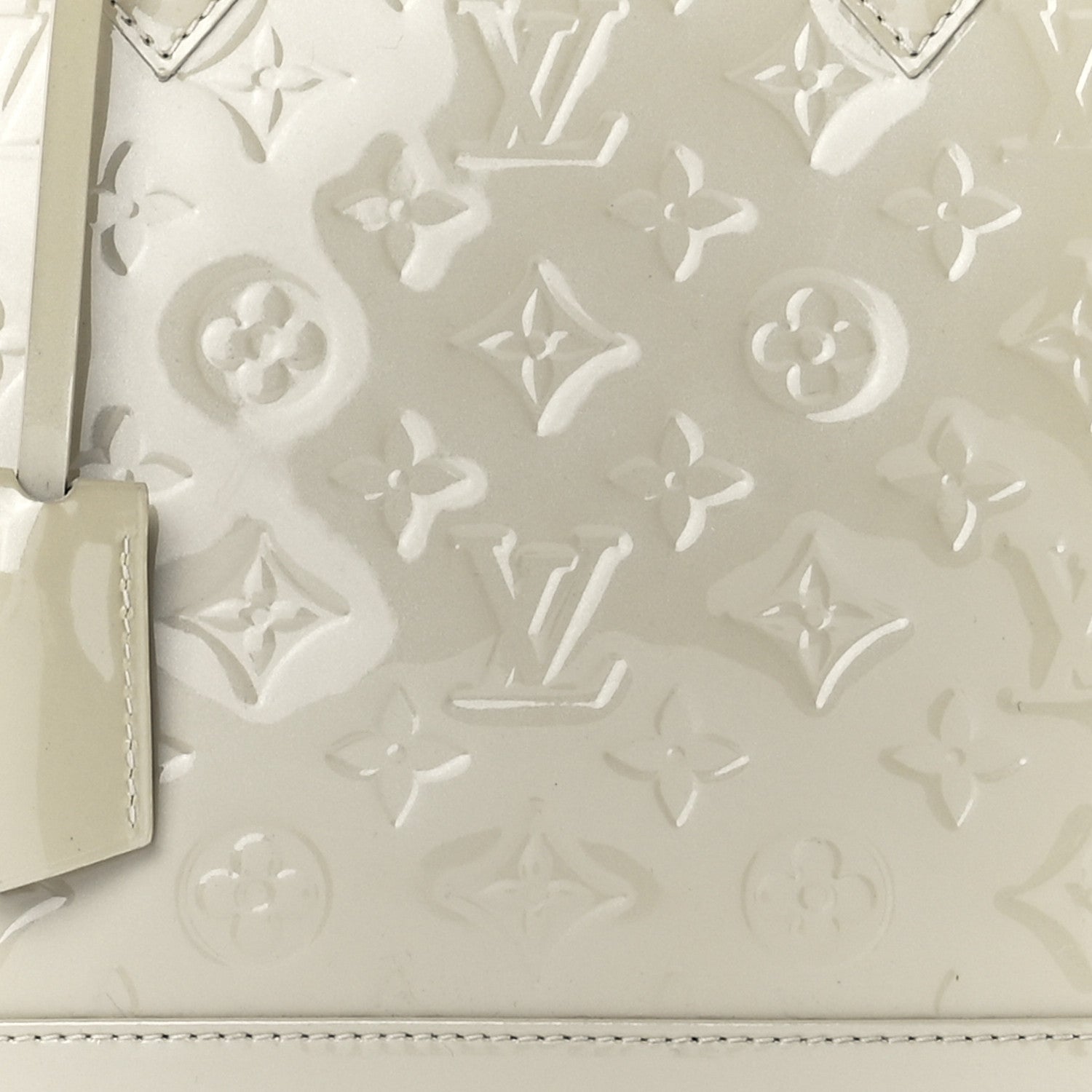 Louis Vuitton Vernis Alma PM Blanc Corail 10 of 13