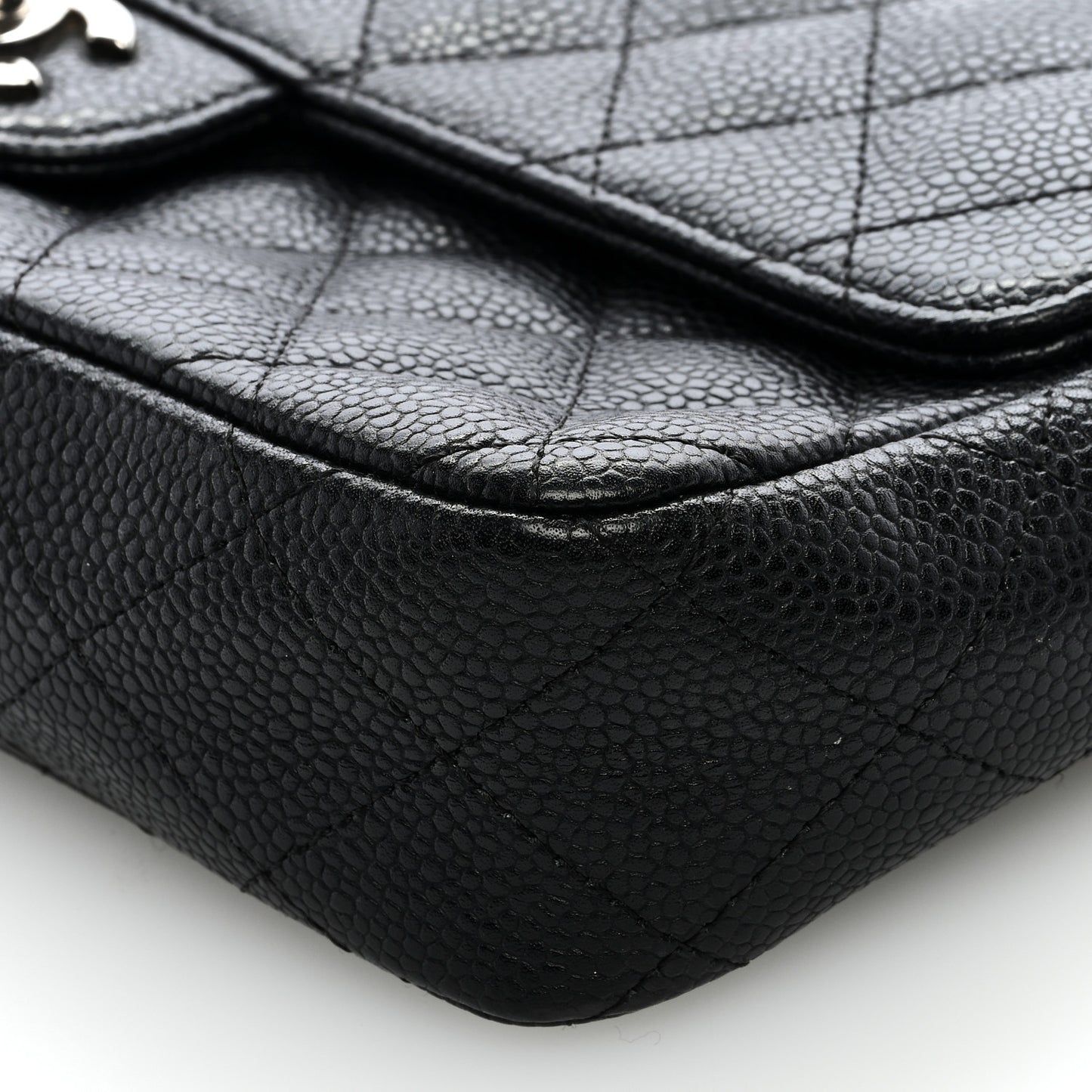 Caviar Quilted East West Flap Black