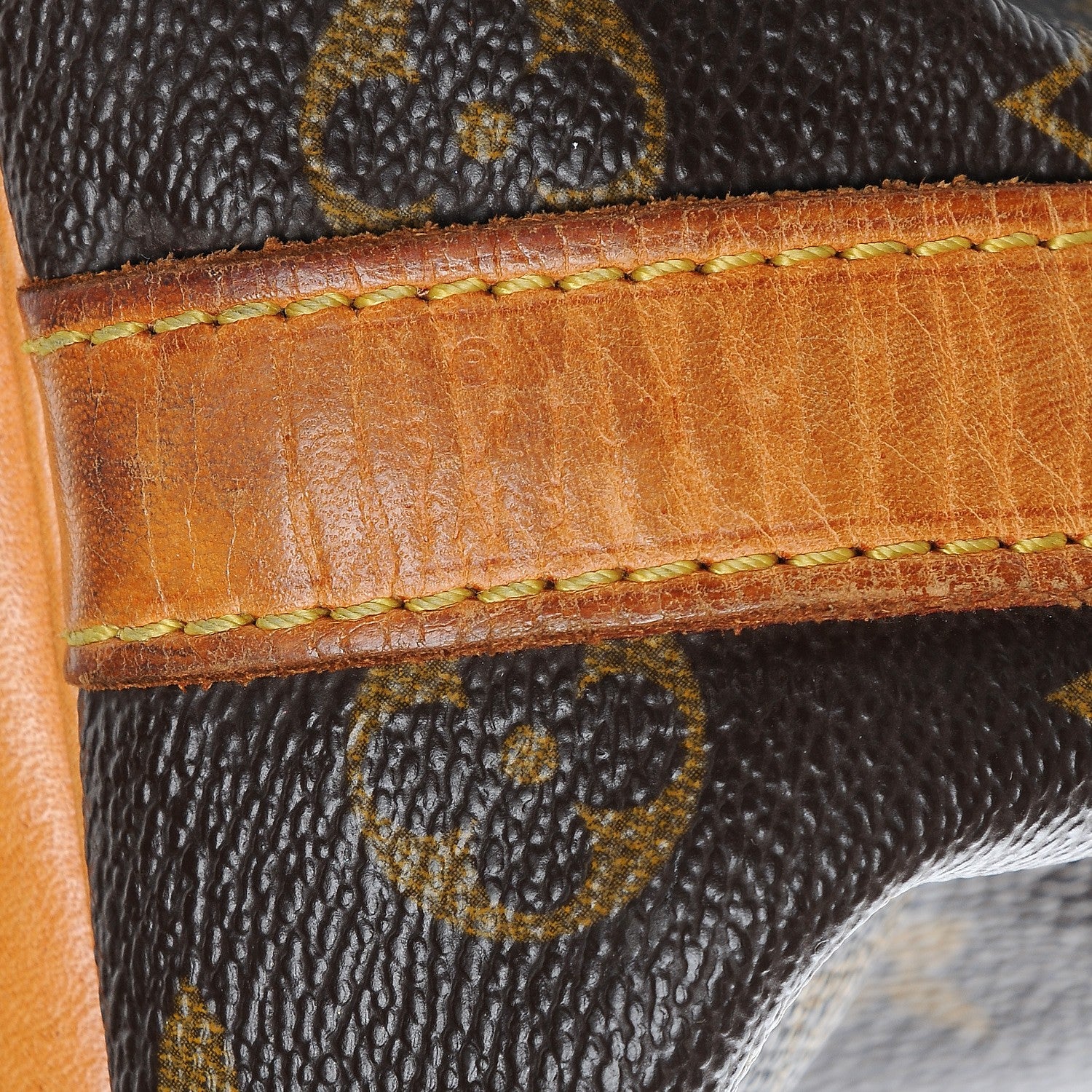 Louis Vuitton Monogram Petit Noe 11 of 13