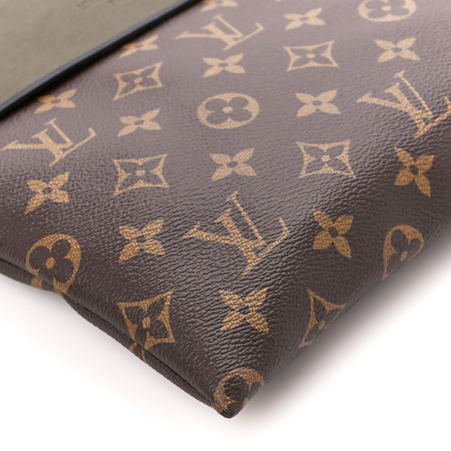 Monogram Tuileries Pochette Kaki