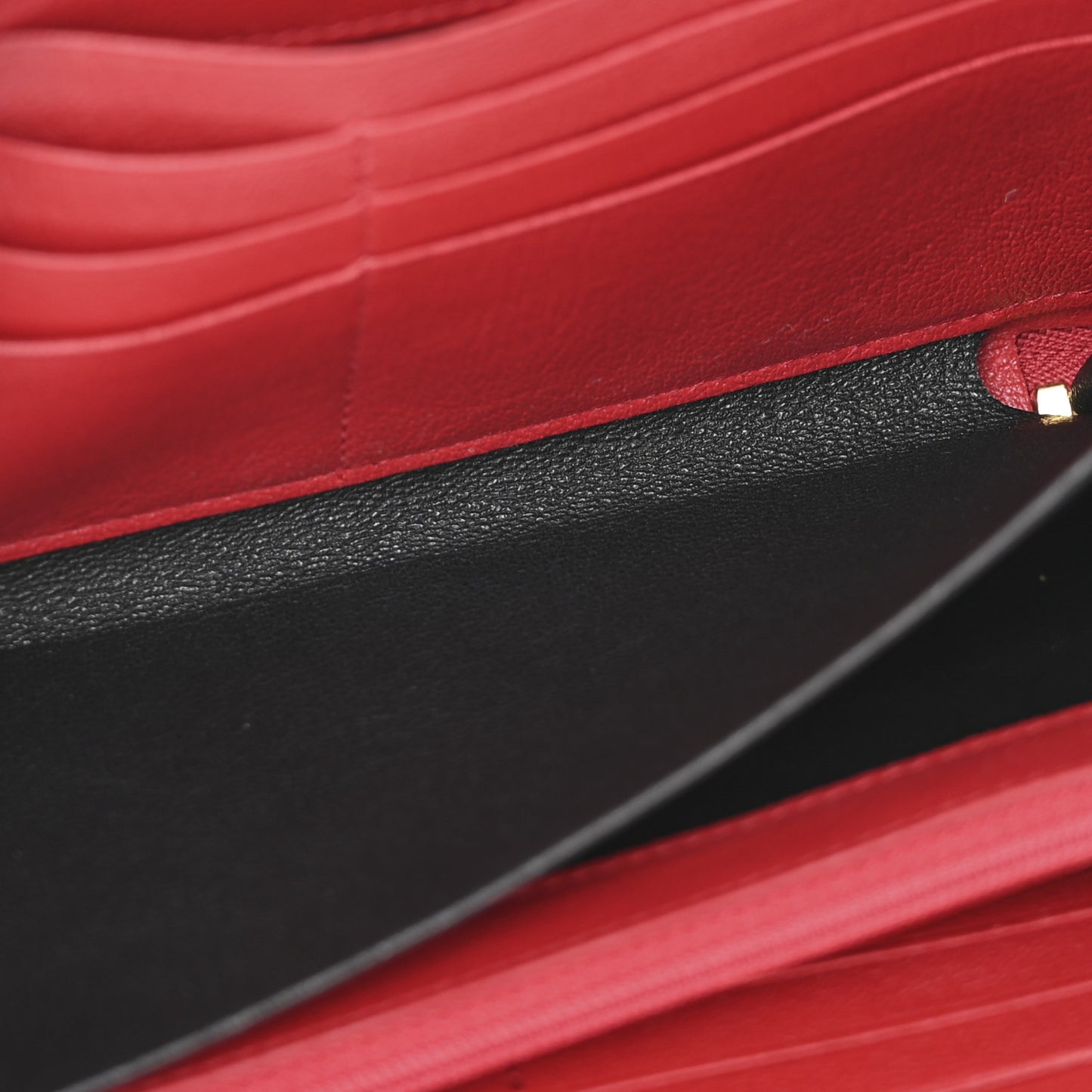 Chevre Belle De Jour Zip Around Wallet Rouge Orient